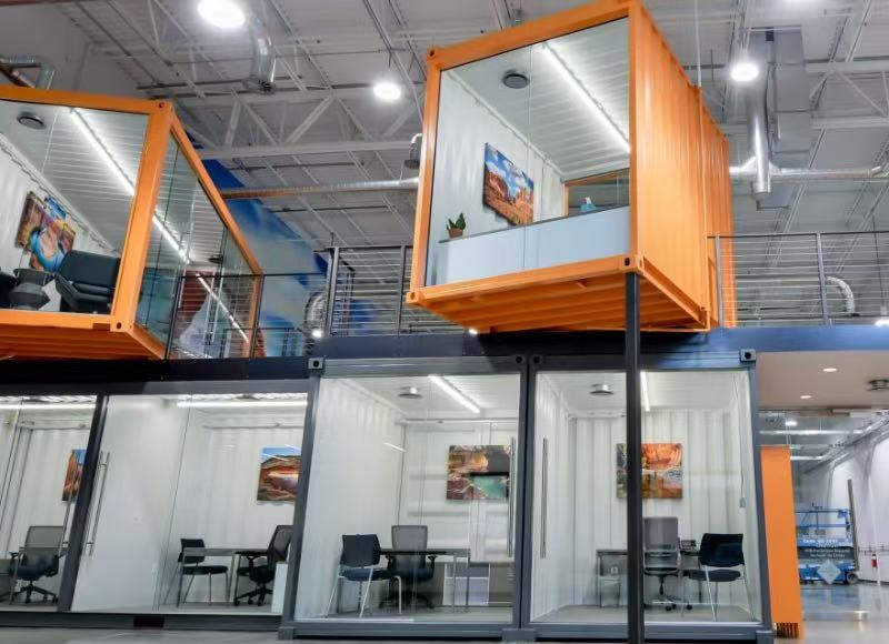 コンテナオフィスパーク：創造性と実用性の完璧な融合